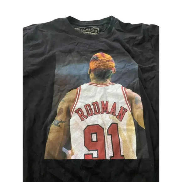 Mitchell & Ness Dennis Rodman Black Short Sleeve T-Shirt Size Medium - Picture 4 of 4
